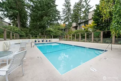 13730 15th Avenue NE #C101, Seattle, WA 98125 - Photo 26