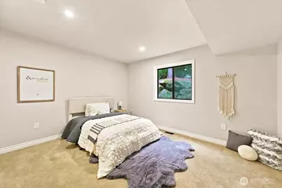 13730 15th Avenue NE #C101, Seattle, WA 98125 - Photo 20