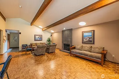 13730 15th Avenue NE #C101, Seattle, WA 98125 - Photo 32