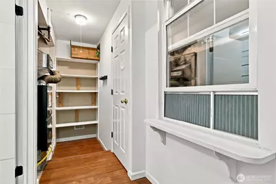 15883 Northup Way #59, Bellevue, WA 98008 - Photo 22