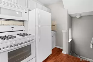 8526 Nesbit Ave N, Seattle, WA 98103 - Photo 32