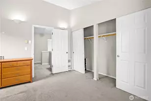 8526 Nesbit Ave N, Seattle, WA 98103 - Photo 24