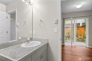 8526 Nesbit Ave N, Seattle, WA 98103 - Photo 30