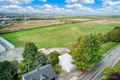 27414 Pioneer Hwy, Stanwood, WA 98292 - Photo 4