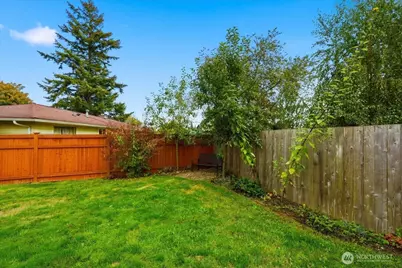 20807 3rd Avenue W, Lynnwood, WA 98036 - Photo 22