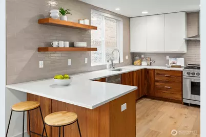 1116 Broadway E #C, Seattle, WA 98102 - Photo 8