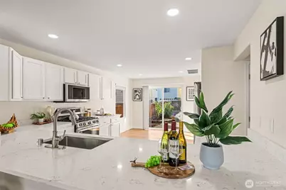 9941 228th Terrace NE, Redmond, WA 98053 - Photo 10