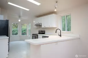 6396 Kalama River Rd, Kalama, WA 98625 - Photo 6