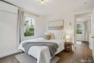 10510 Linden Ave N, Seattle, WA 98133 - Photo 14