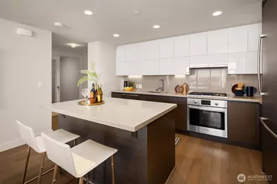 583 Battery Street #3604N, Seattle, WA 98121 - Photo 10