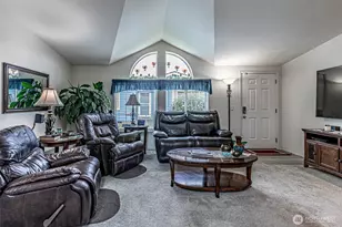 14702 121st St E, Puyallup, WA 98374 - Photo 8