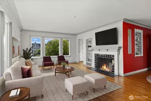 2620 W Lynn St, Seattle, WA 98199 - Photo 8