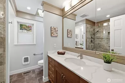 18540 63rd Avenue NE, Kenmore, WA 98028 - Photo 28