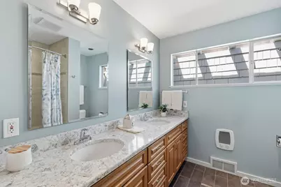 18540 63rd Avenue NE, Kenmore, WA 98028 - Photo 24