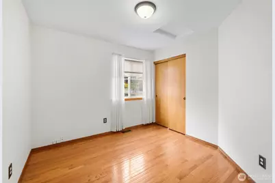 2201 24th Street, Anacortes, WA 98221 - Photo 24