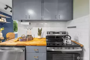 1404 Whitworth Ave S, Renton, WA 98055 - Photo 18