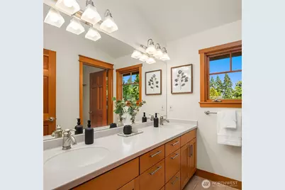 13330 NE 80th Street, Redmond, WA 98052 - Photo 24