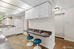 2536 N Narrows Dr, Tacoma, WA 98406 - Photo 8