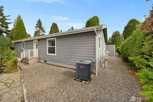 23825 15th Ave SE, Bothell, WA 98021 - Photo 18