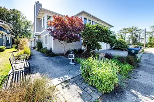 229 E 1st St, Port Angeles, WA 98362 - Photo 4