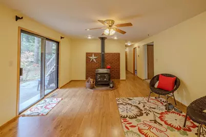 11125 Charm Road SE, Rainier, WA 98576 - Photo 4