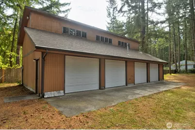 11125 Charm Road SE, Rainier, WA 98576 - Photo 32
