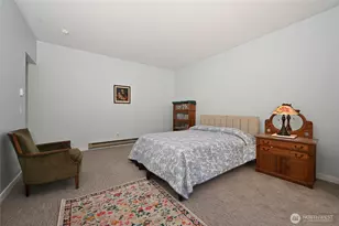 6710 Park Point Way NE, Seattle, WA 98115 - Photo 20