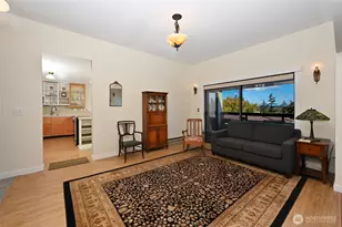 6710 Park Point Way NE, Seattle, WA 98115 - Photo 10