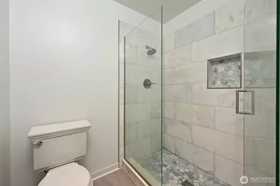 6710 Parkpoint Way NE #E-402, Seattle, WA 98115 - Photo 24
