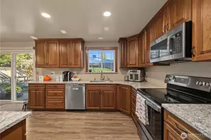 24105 3rd Pl W, Bothell, WA 98021 - Photo 2
