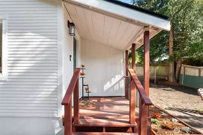 1522 Snyder Avenue, Bremerton, WA 98312 - Photo 4