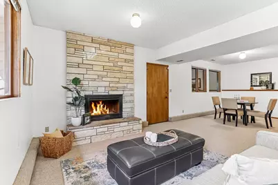 13604 SE 1st Street, Bellevue, WA 98005 - Photo 20