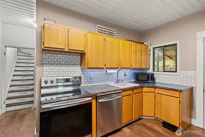 610 Barnhart Street, Raymond, WA 98577 - Photo 14