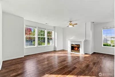 22634 NE 4th Place, Sammamish, WA 98074 - Photo 10
