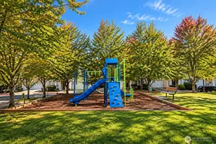 22634 NE 4th Pl, Sammamish, WA 98074 - Photo 28