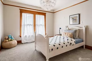 2423 8th Ave W, Seattle, WA 98119 - Photo 28