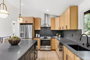 17001 NE 35th St, Bellevue, WA 98008 - Photo 10