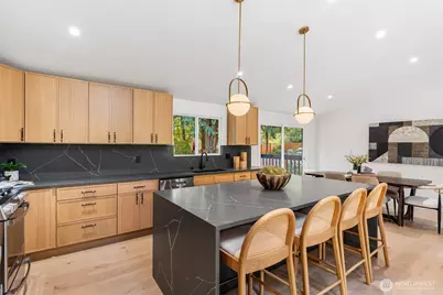 17001 NE 35th Street, Bellevue, WA 98008 - Photo 8
