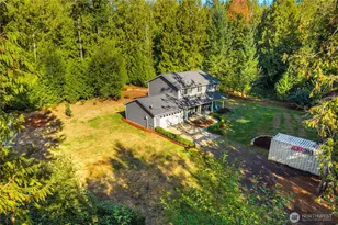 8132 NE Yeti Ln, Bainbridge Island, WA 98110 - Photo 38