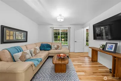 8132 NE Yeti Lane, Bainbridge Island, WA 98110 - Photo 16