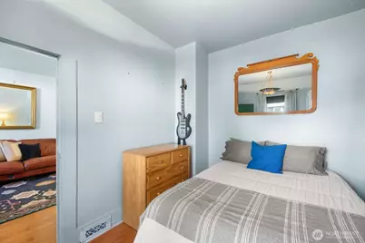 2359 NW 67th Street, Seattle, WA 98117 - Photo 8