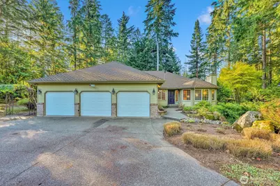 8204 90th Street Ct NW, Gig Harbor, WA 98332 - Photo 2