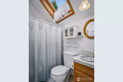 3617 Corliss Avenue N, Seattle, WA 98103 - Photo 26