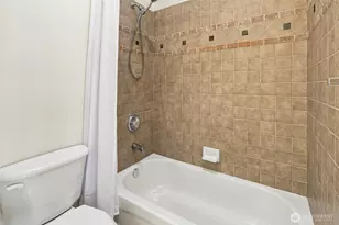 126 N 101st St, Seattle, WA 98133 - Photo 18