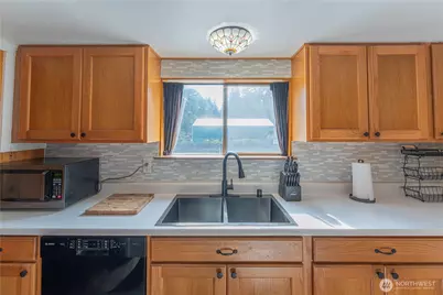 14616 66th Avenue E, Puyallup, WA 98375 - Photo 32