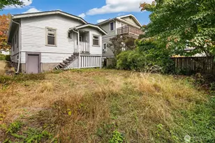 2405 N 40th St, Seattle, WA 98103 - Photo 24