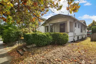 2405 N 40th St, Seattle, WA 98103 - Photo 2