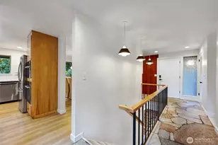 9100 SE 72nd Pl, Mercer Island, WA 98040 - Photo 6