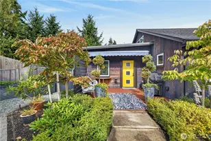 5016 Channel View Ln, Anacortes, WA 98221 - Photo 2
