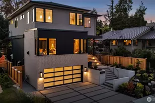 6021 Princeton Ave NE, Seattle, WA 98115 - Photo 2